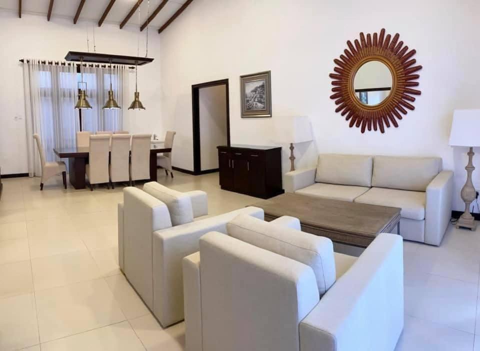 Serenity Villa Dambulla سيغيرِيا المظهر الخارجي الصورة